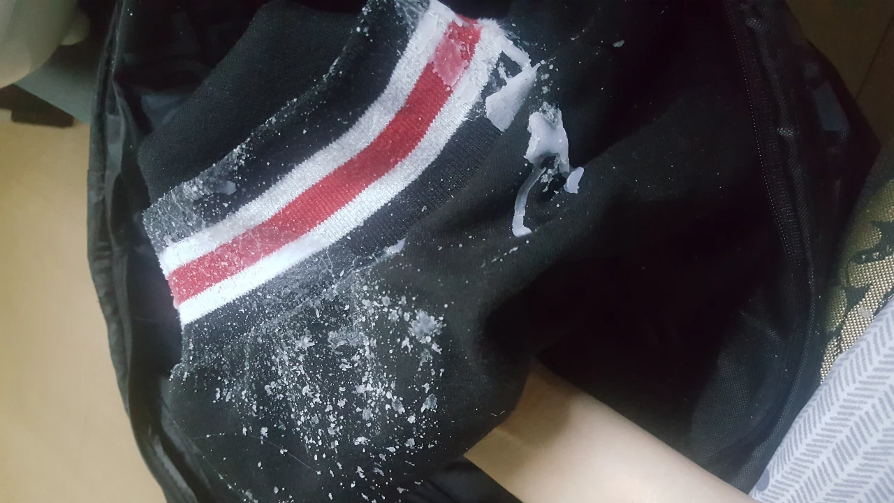 옷에 촛농 묻었을 때