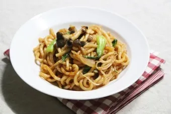 볶음우동 레시피 간단하지만 깊은 맛을 내는 비법_5