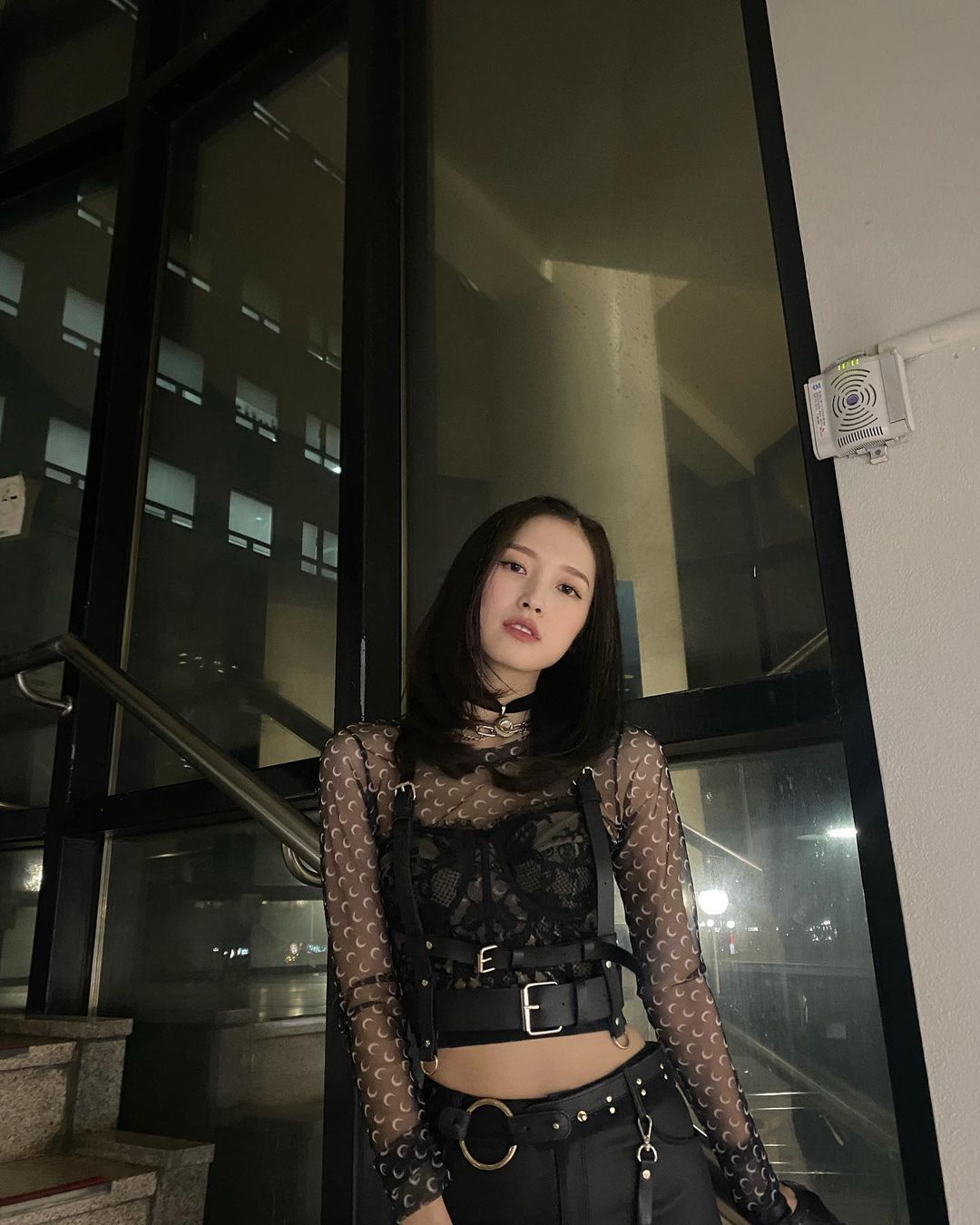  으른이 된 비밀요원 오마이걸 아린 뮤직뱅크MC