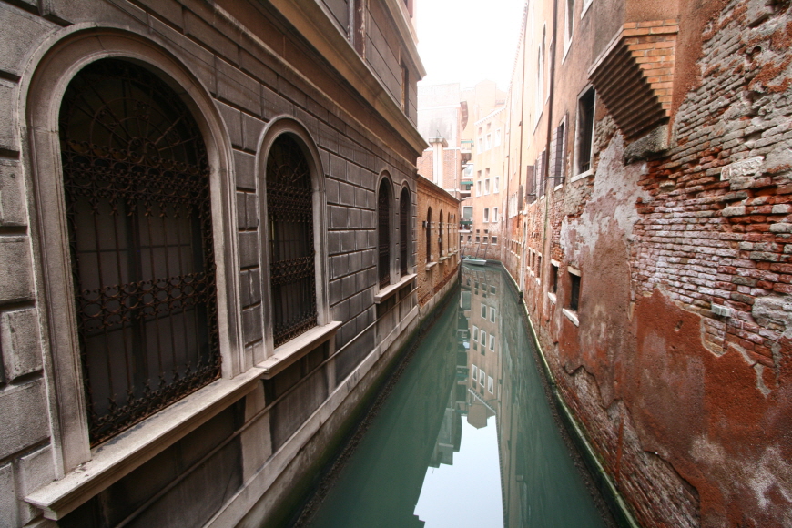 베네치아의-좁은-수로