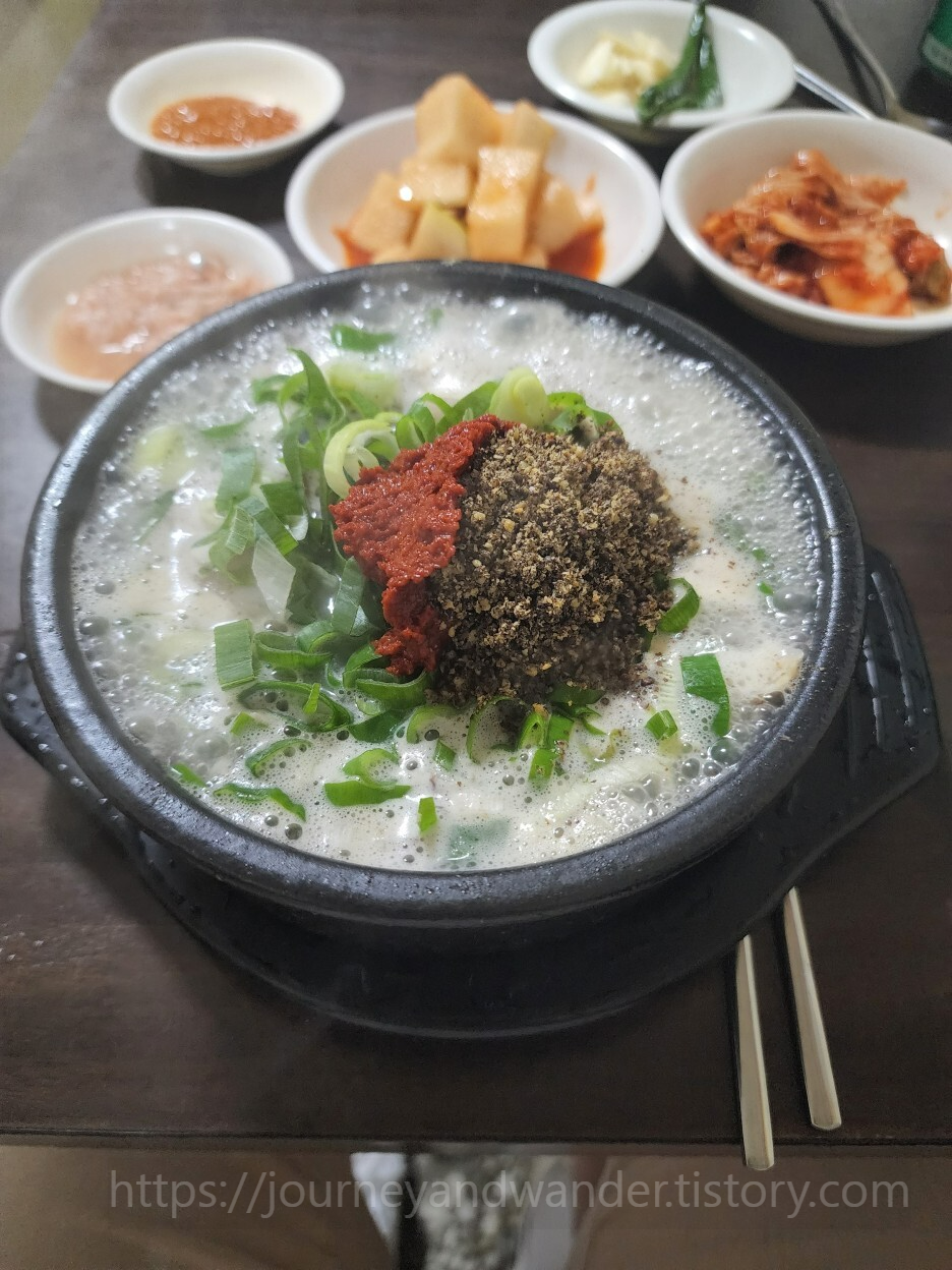  안양 순댓국 맛집 / 안양 중앙 시장 안에 있는 대구 식당