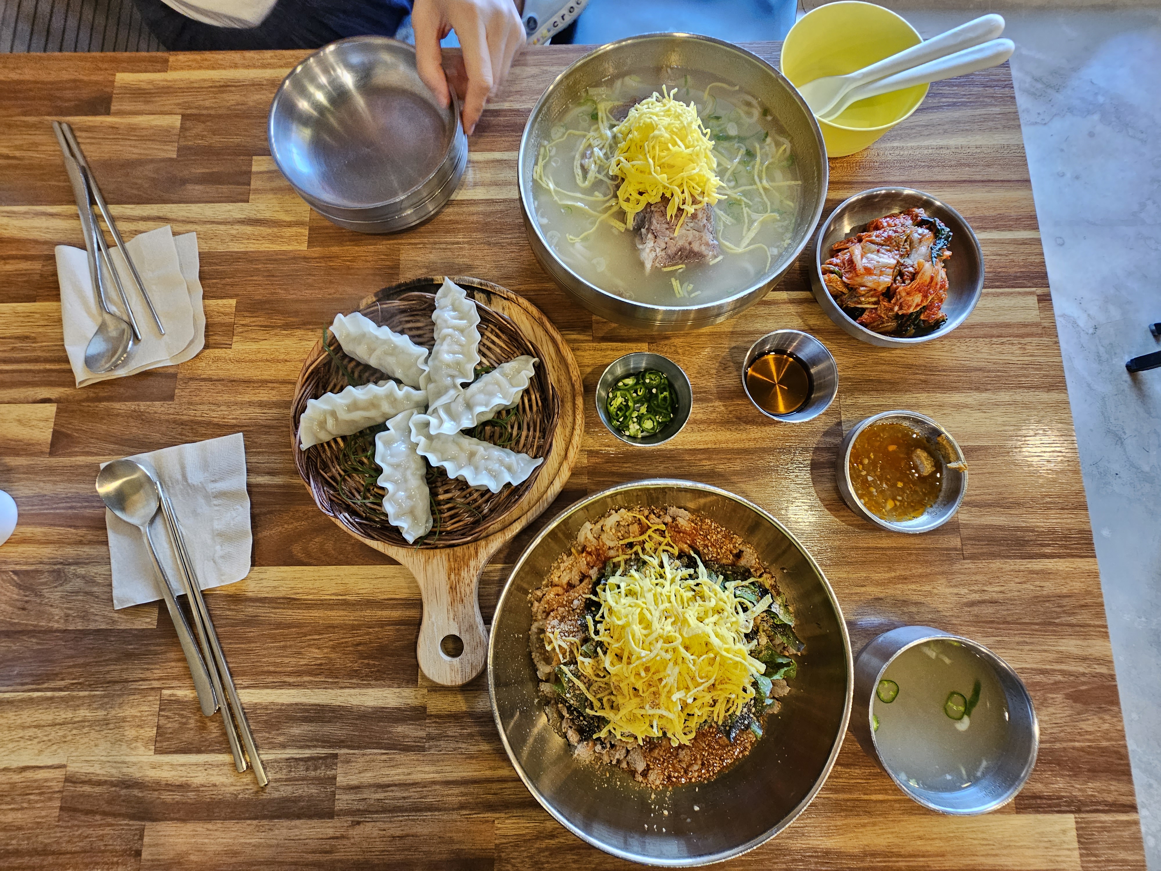  [경기 파주] 유명한 칼국수집 파주뼈칼국수 교하제면소를 소개합니다.