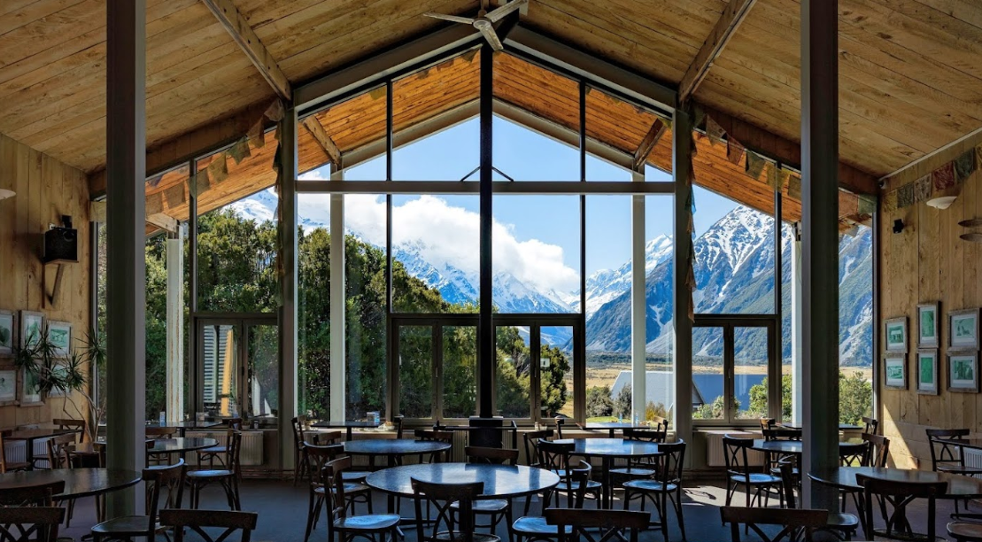 The old Mountaineer's cafe