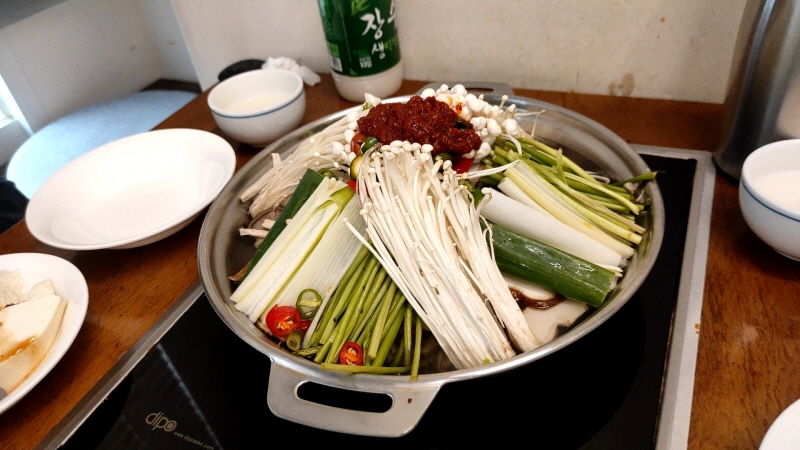  미슐랭맛집 '황금콩밭'에서 생두부와 두부버섯전골 먹은 후기:교대맛집 후기