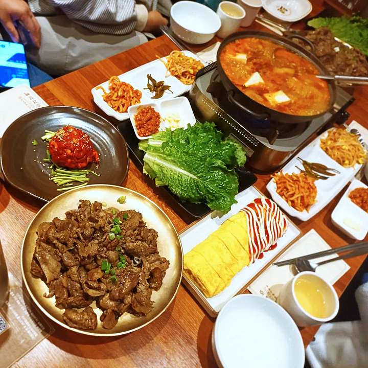 생방송오늘저녁 중랑구 신내동 단돈 1만원 황태 김치찌개와 참숯에 석쇠로 구운 불고기 불백 백반집 석쇠 불고기 & 김치찌개 맛집 추천