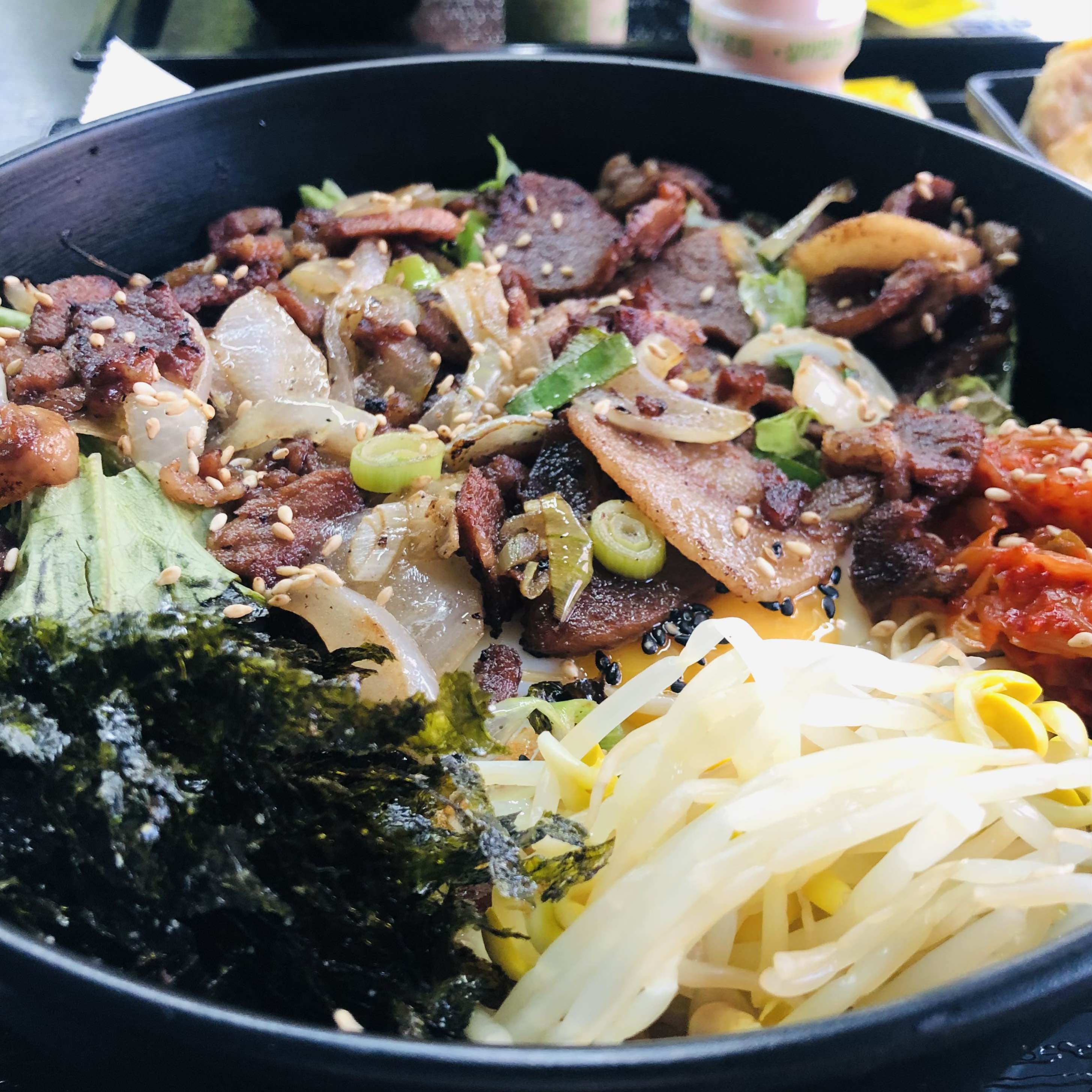 고기듬뿍대왕비빔밥&냉면 이미지