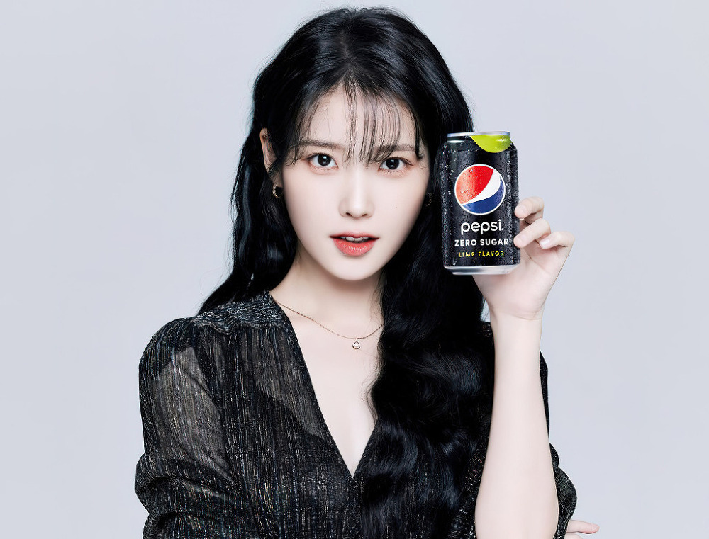  펩시 X 아이유 화보 사진 2207