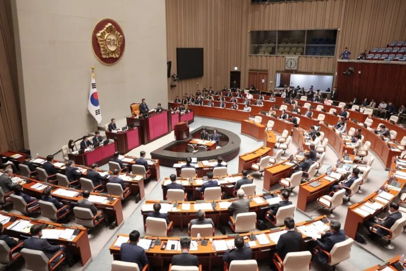 2024년 1월 9일, 마약류 범죄 장소 제공에 대한 행정제재처분 근거를 마련하는 법률이 국회 본회를 통과하였다