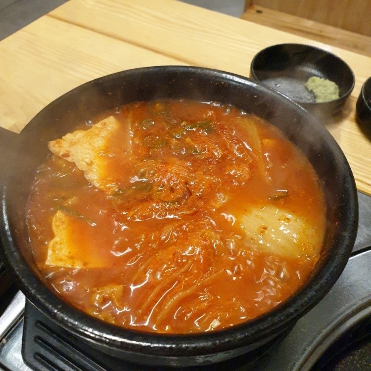 칼칼한 김치찌개 