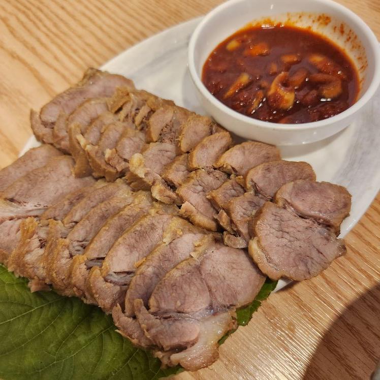 봉천동-봉평메밀막국수-수육