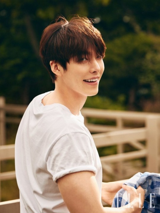  김우빈 화보, 여름 향기 가득 [화보]