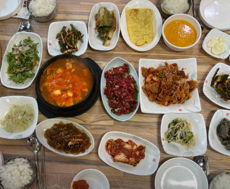 백반기행 목포밥상 육회 가마솥집밥 생고기 맛집