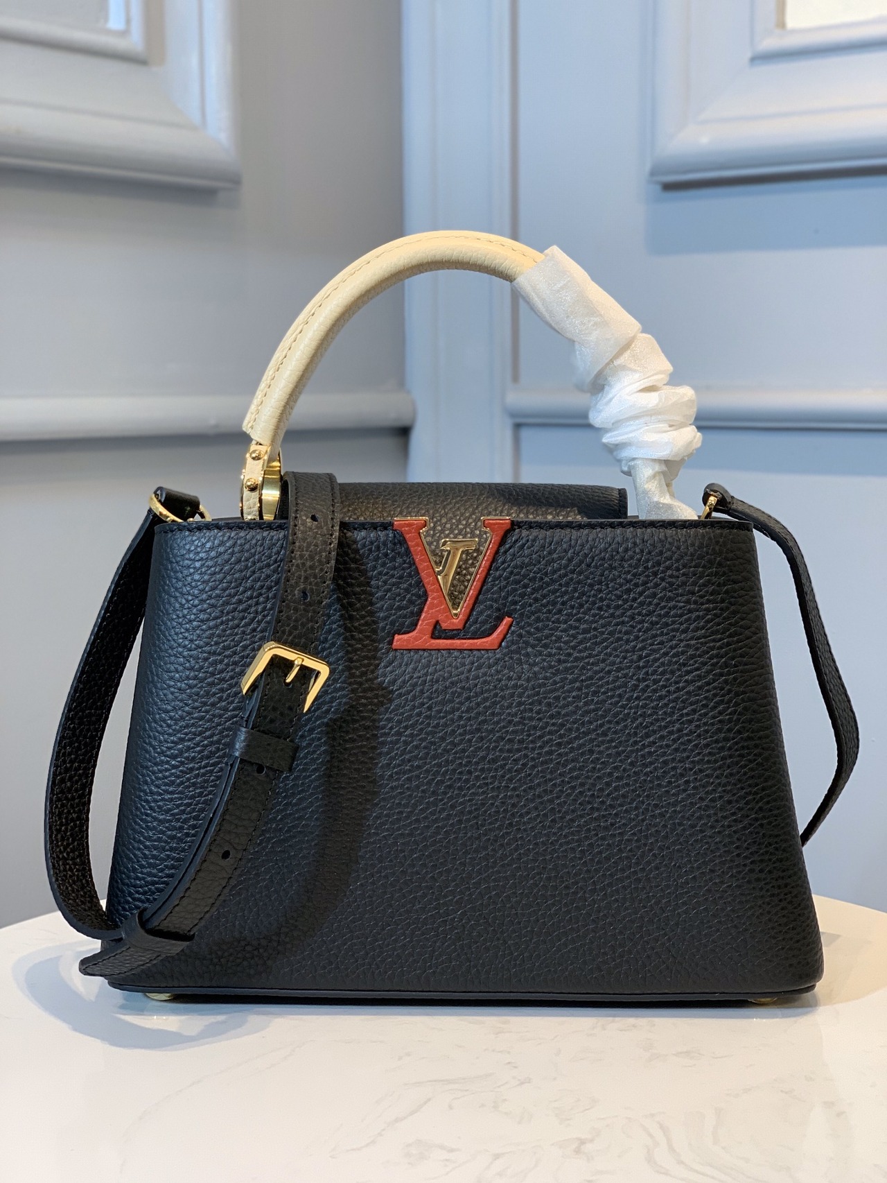  [LOUIS VUITTON] 루이비통 카퓌신 PM 백
