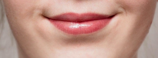  입술 찢어짐 입술 옆 찢어짐 구각염 원인과 관리