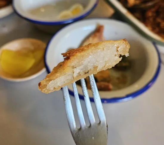 서울 한남동 바바라스 키친 짜장떡볶이 김말이 야끼만두