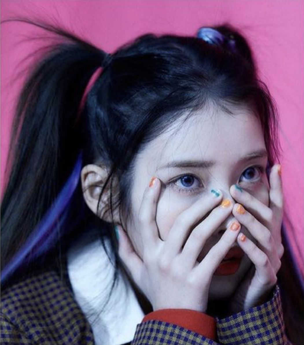 아이유 사진 모음 배경화면 휴대폰 배경 바탕화면