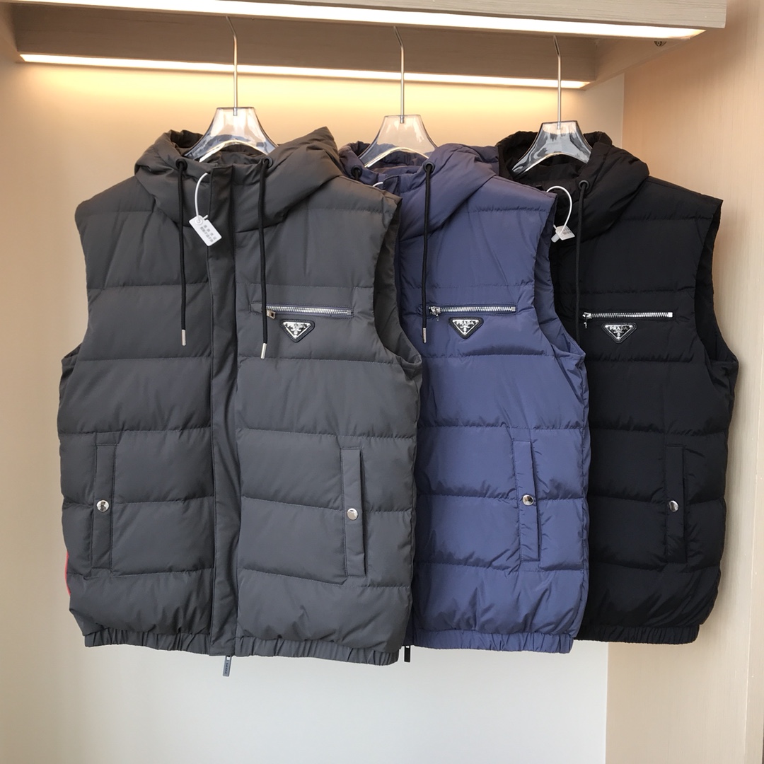  [PRADA] 프라다 20SS 후디 패딩 다운 베스트 (3 COLOR)
