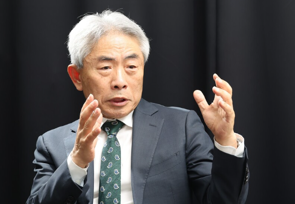 정규재 프로필