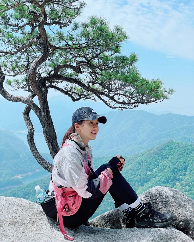 이시영, CG 같은 근육의 비결?..바위 오르며 '산악인 포스'