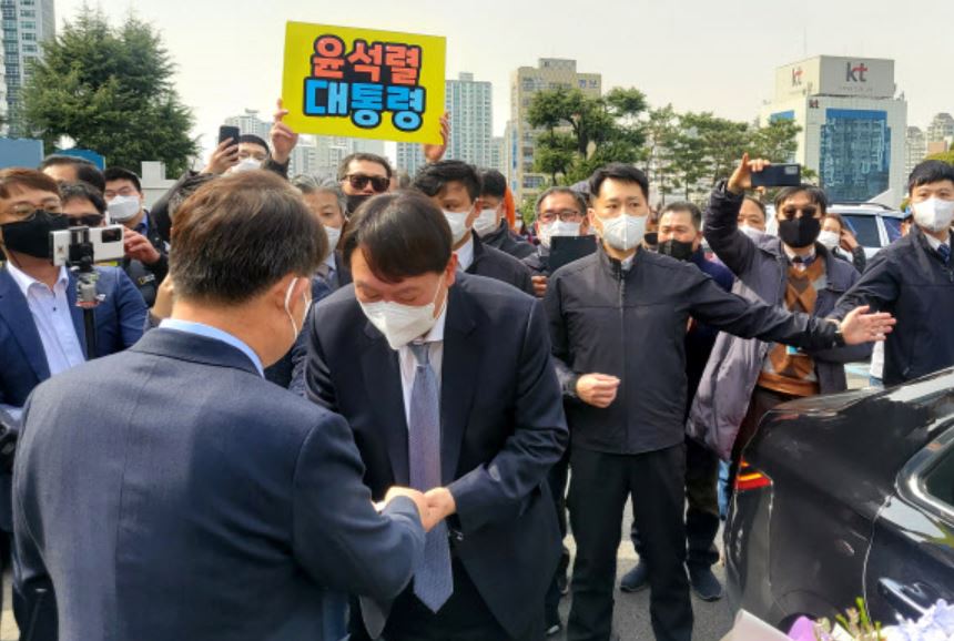  차기 검찰총장 후보 이성윤 조남관?