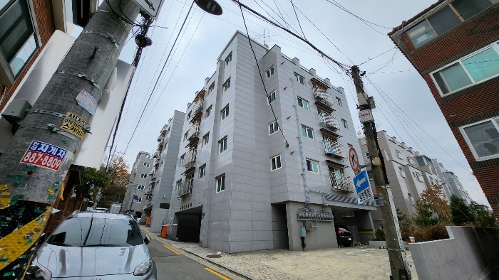 서울중앙지방법원2022타경110811 기호(라) 소재 건물 전경