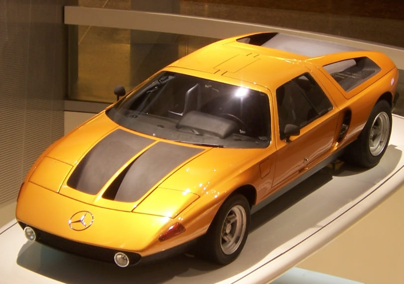  메르세데스-벤츠 2인용 전기 슈퍼카 VIDEO: Mercedes Benz reveals One-Eleven concept car with gullwing doors