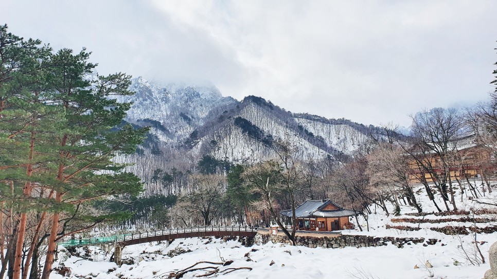 눈쌓인설악산,