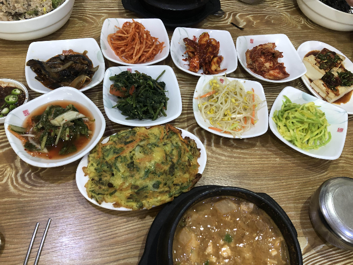 전주덕암청국장-반찬상차림