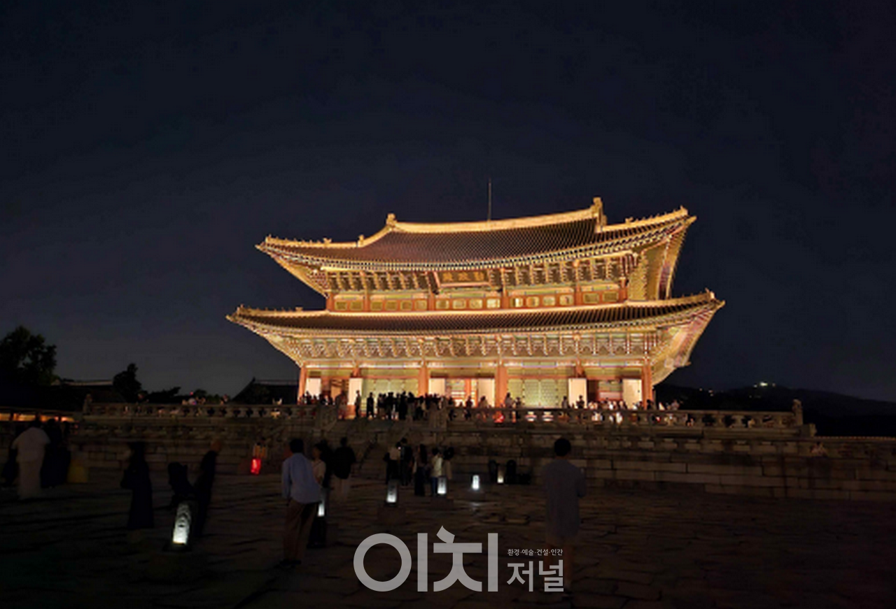 궁중의 밤 이미지
