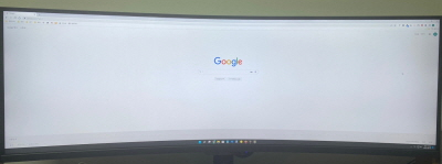 엄청 긴 모니터