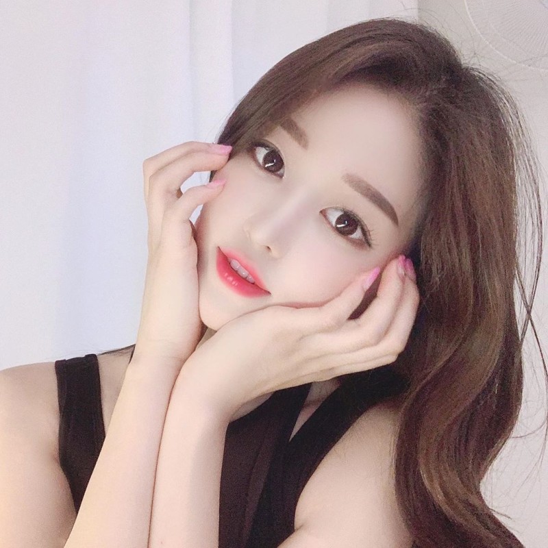  인스타 얼짱녀 모델 김다빈