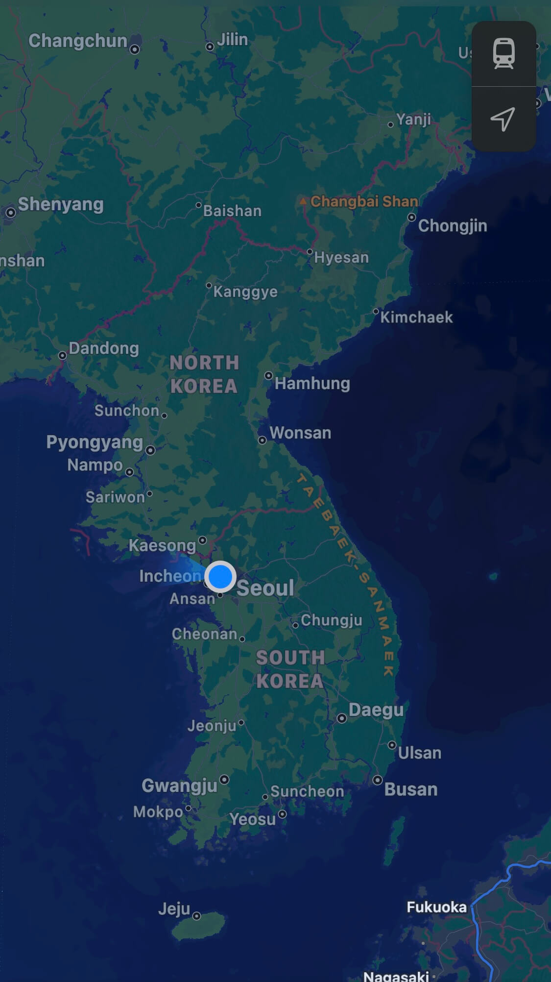  Apple corrects a mistake in representing the whole Mt. Baekdusan is in Chinese territory.