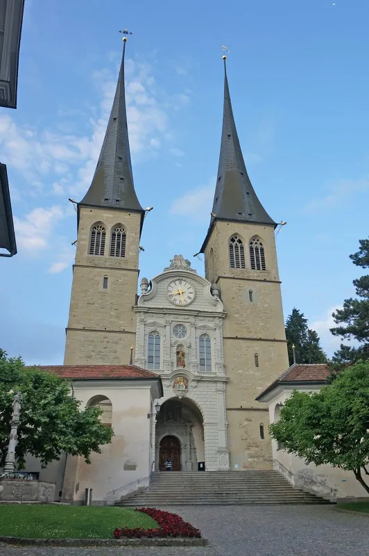 루체른 성 레오데가르 성당