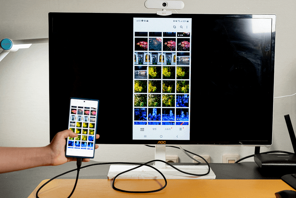 케이블을 통해 넷플릭스 TV에 연결! 핸드폰 TV접속 스마트폰 미러링 22