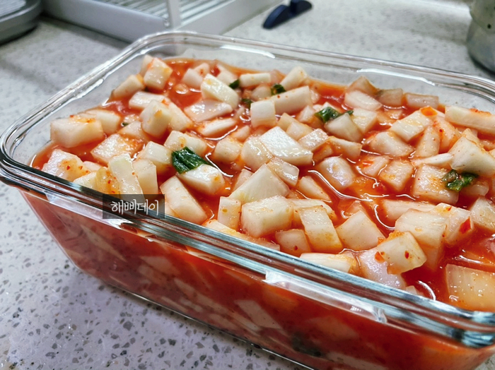 받은 #세미내주방에서 초간단 맵지 않은 #유아깍두기 만들기! - #파프리카김치 [#우리맛샘표상] 2021 샘표 어린이 그림대회에서 25