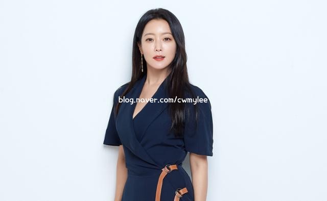 드라마 내일의 줄거리 배우 로운키 인스타 김희선 집의 위치 남편 박주영 나이 직업학력 프로필 혼혈 67