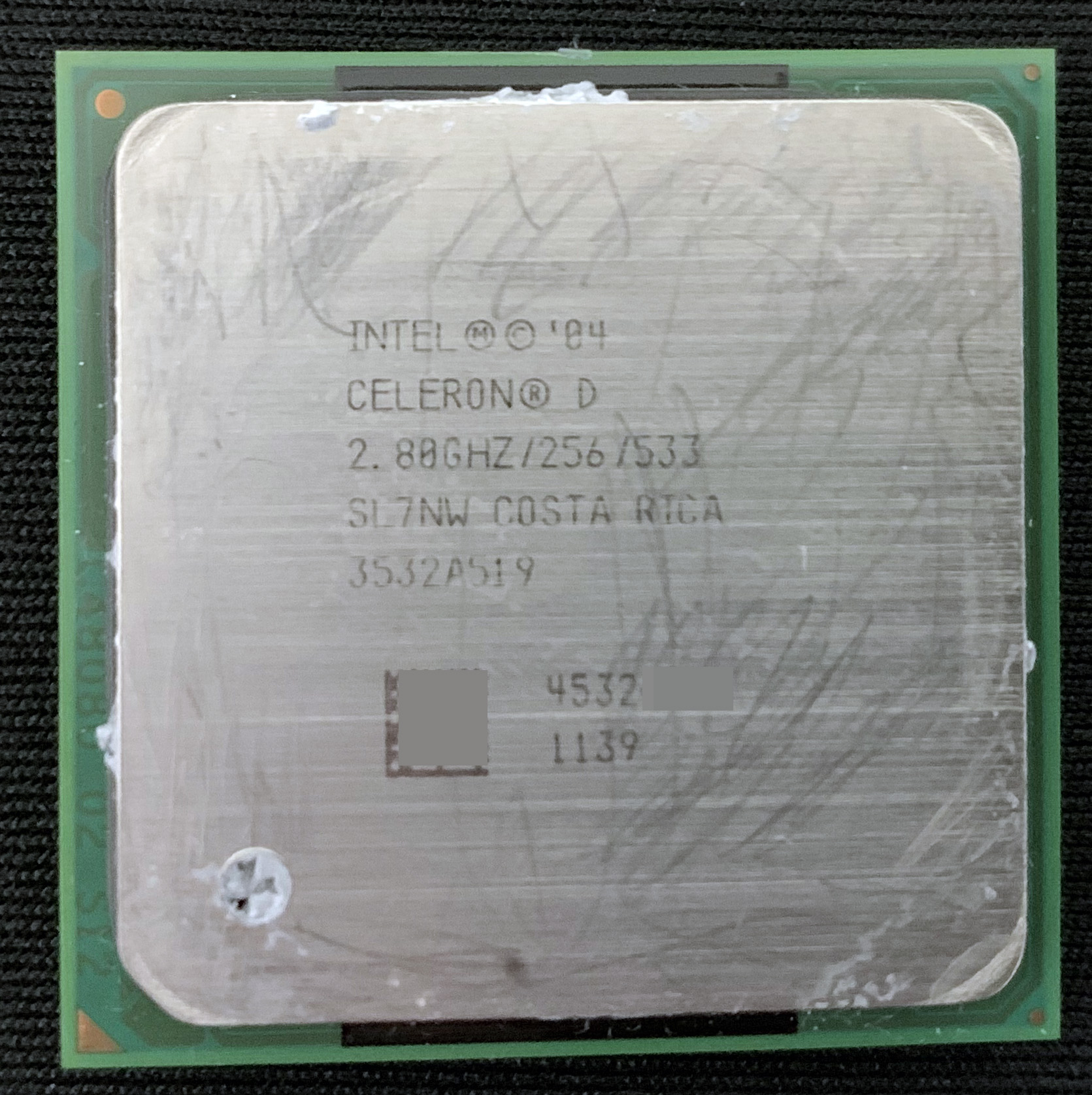 Intel Celeron D 335 (Prescott&#44; SL7NW)