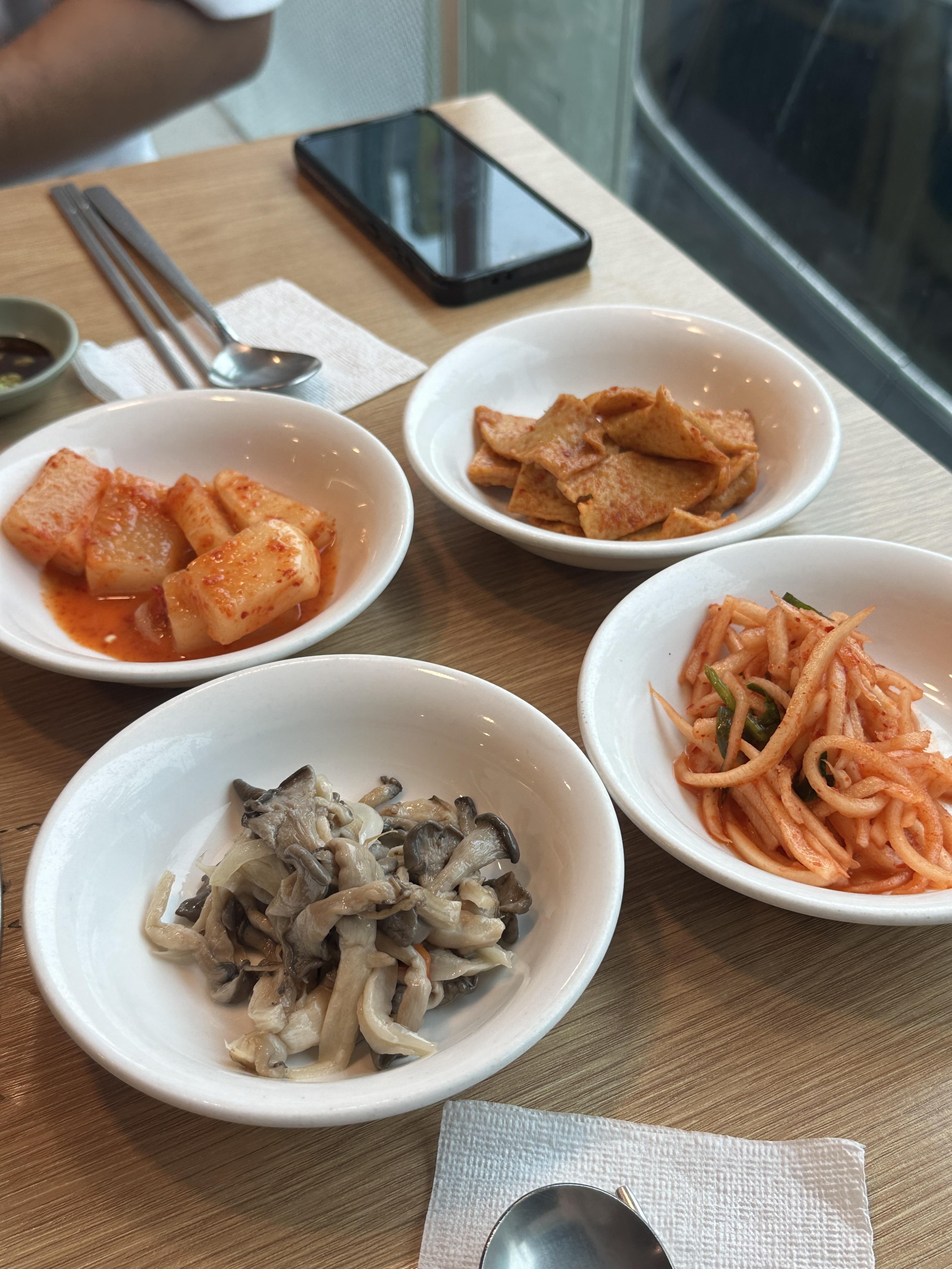 유명생선찌개 이미지