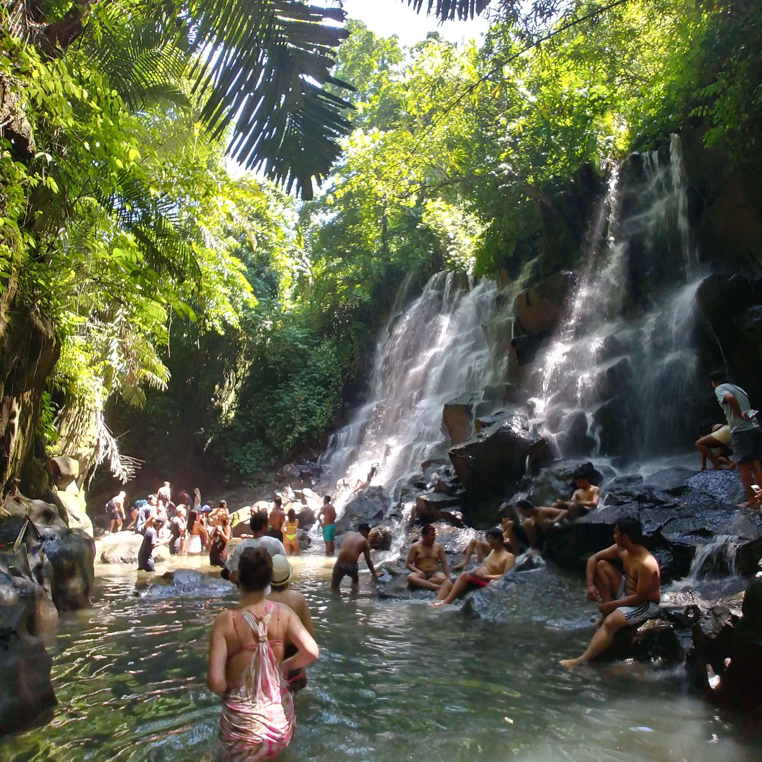 발리 우붓 폭포 여행 Kanto Lampo Waterfall