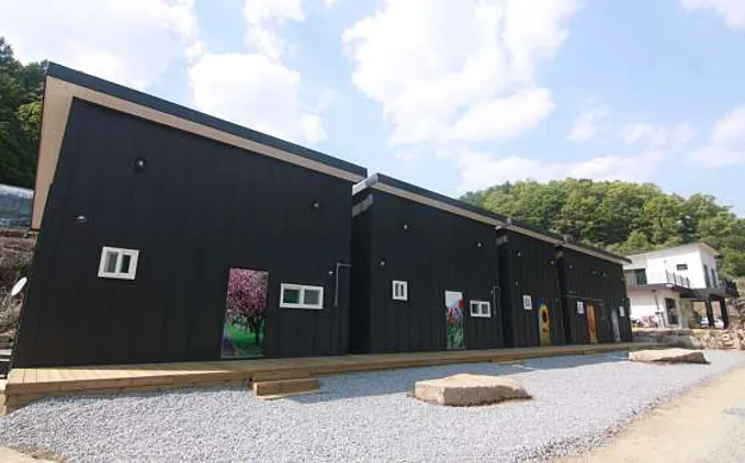 하늘아래숲속 충주독채단체펜션