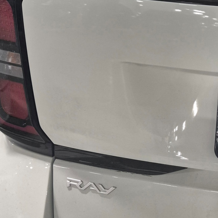 기아-레이-RAY-후방등-로고