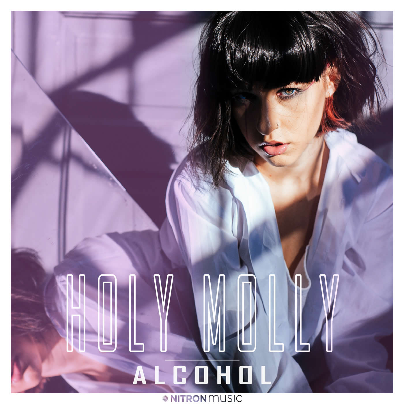  Holy Molly - Alcohol
