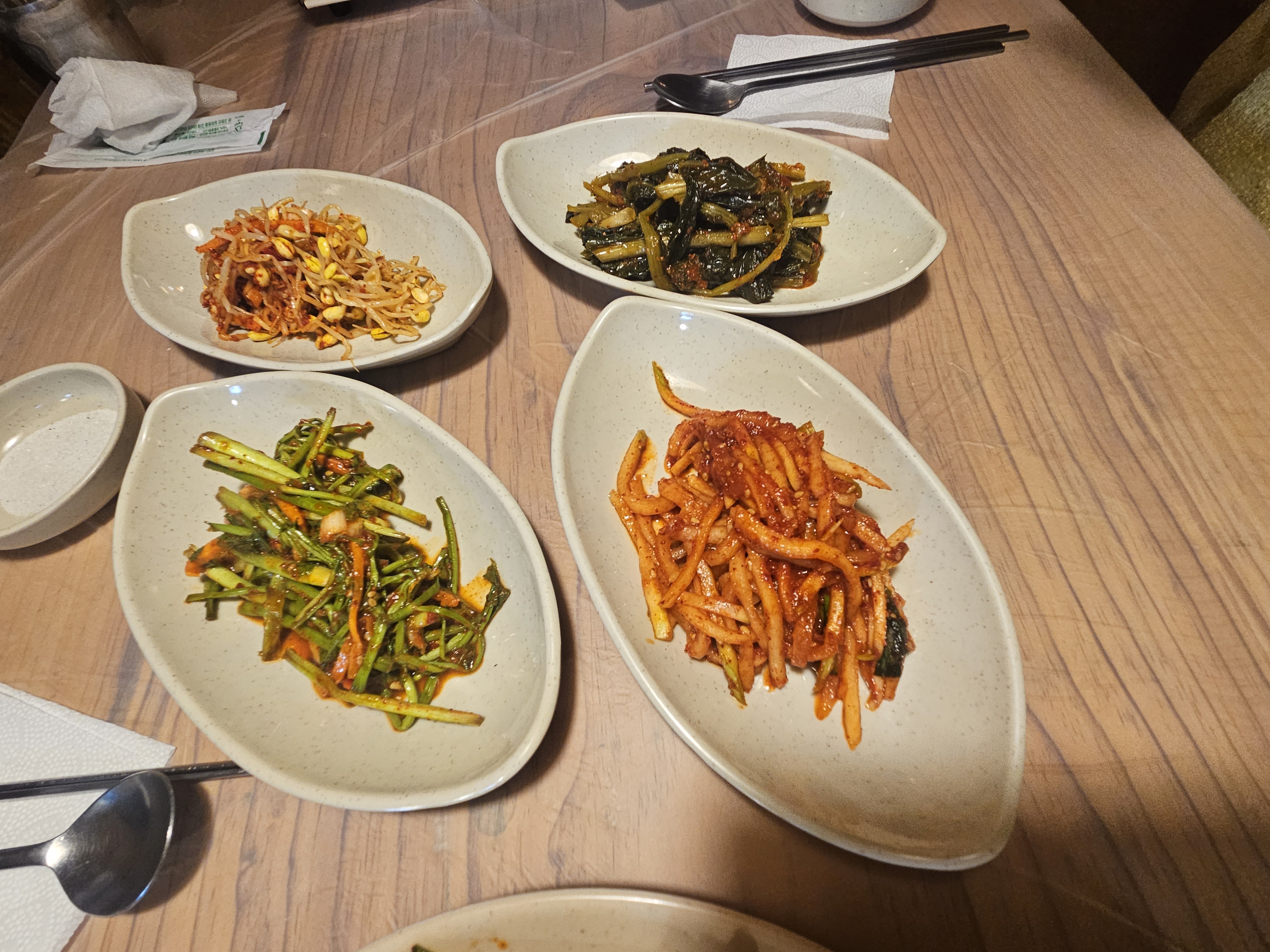 지인식당 이미지