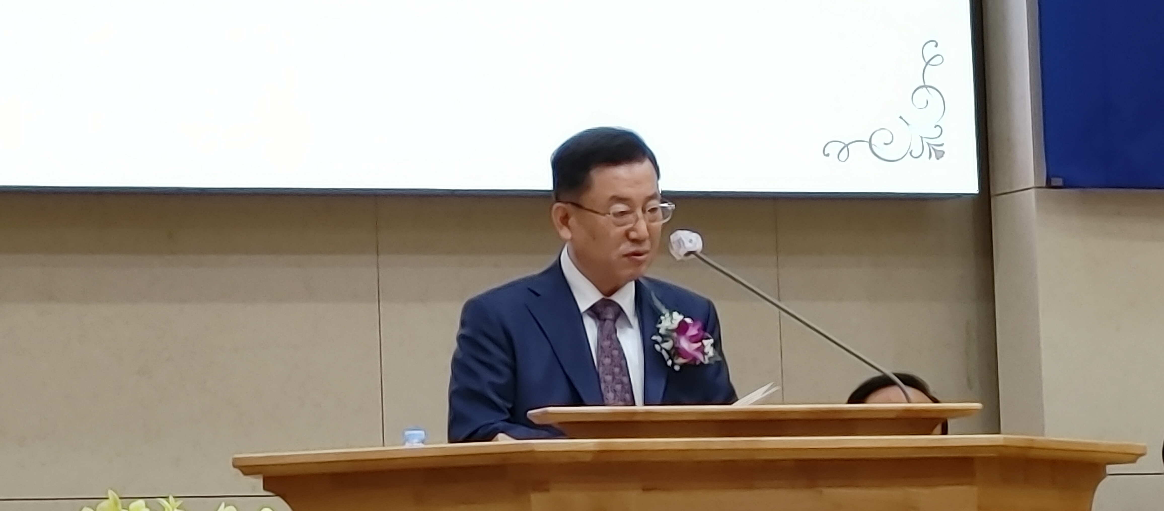 img.jpg