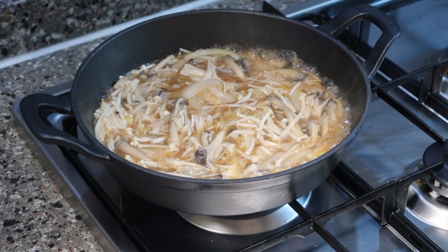 버섯덮밥 황금레시피-고물가시대-가성비-한그릇요리