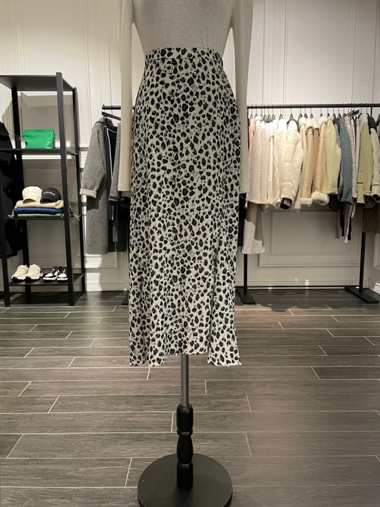 보브 티니 레오파드 스커트(7112135104)