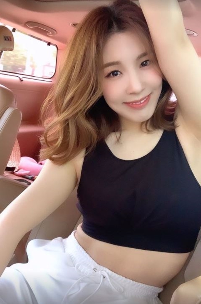  ‘오뚜기 3세’ 함연지, 과감한 브라톱 패션...넘치는 건강美[SNS컷]