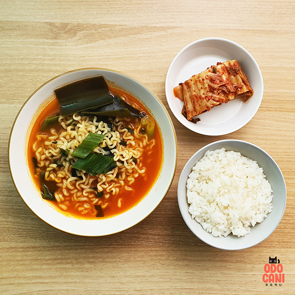  한정판 오뚜기 오동통면 다시마가 두개! [feat. 맛남의 광장]