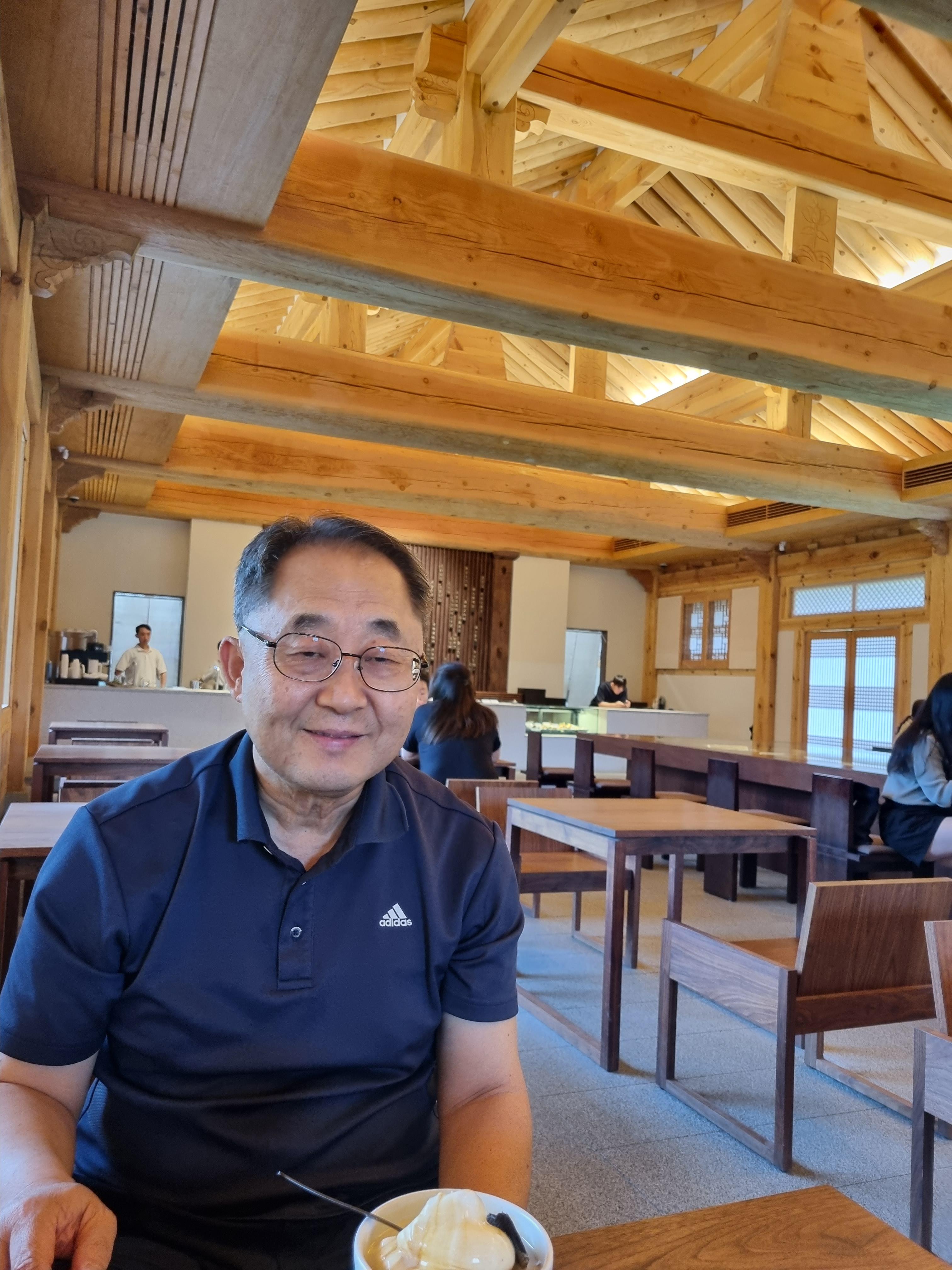 카페동곡 이미지