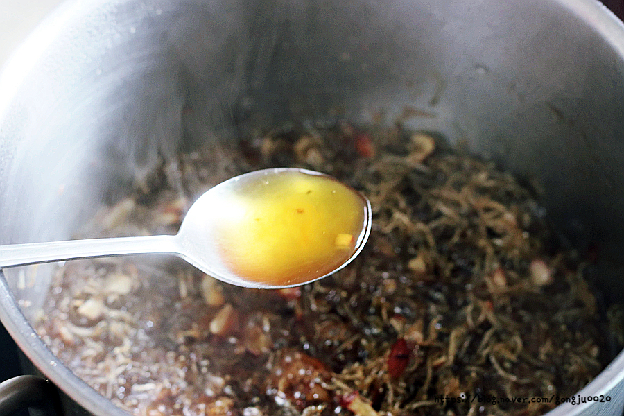 반찬창코 멸치볶음 황금레시피로 만드는 간장 멸치볶음 만드는 법 6